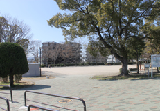 ■石橋公園　約340ｍ（徒歩約5分）